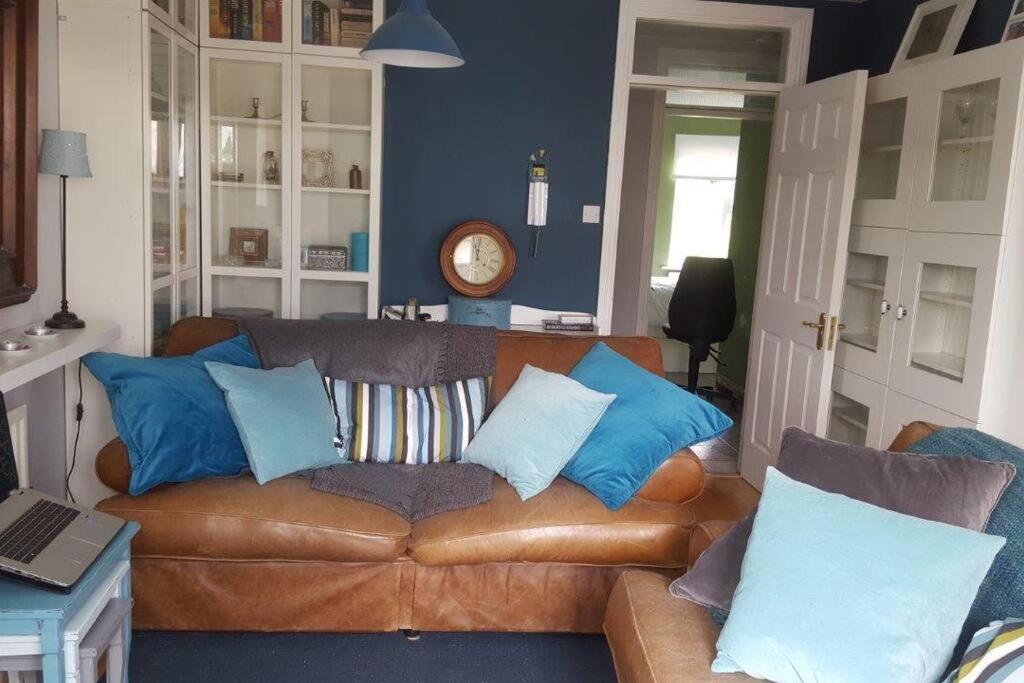 Galway City Lovely 2 Bed Apartment Buitenkant foto